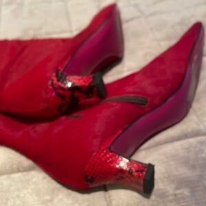 Emmanuel Ungaro Paris Red Calf Hair Snake Detailing Zip Up Boots size 7 1/2 M